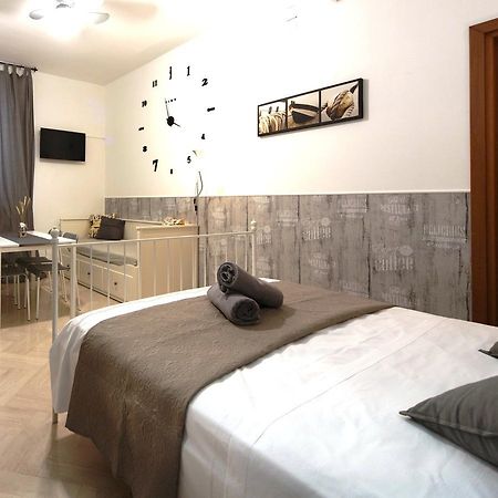 Il Sole Hotel ตรานิ ภายนอก รูปภาพ