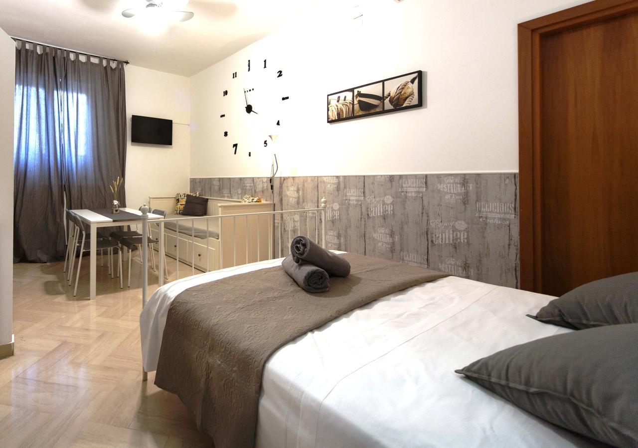Il Sole Hotel ตรานิ ภายนอก รูปภาพ