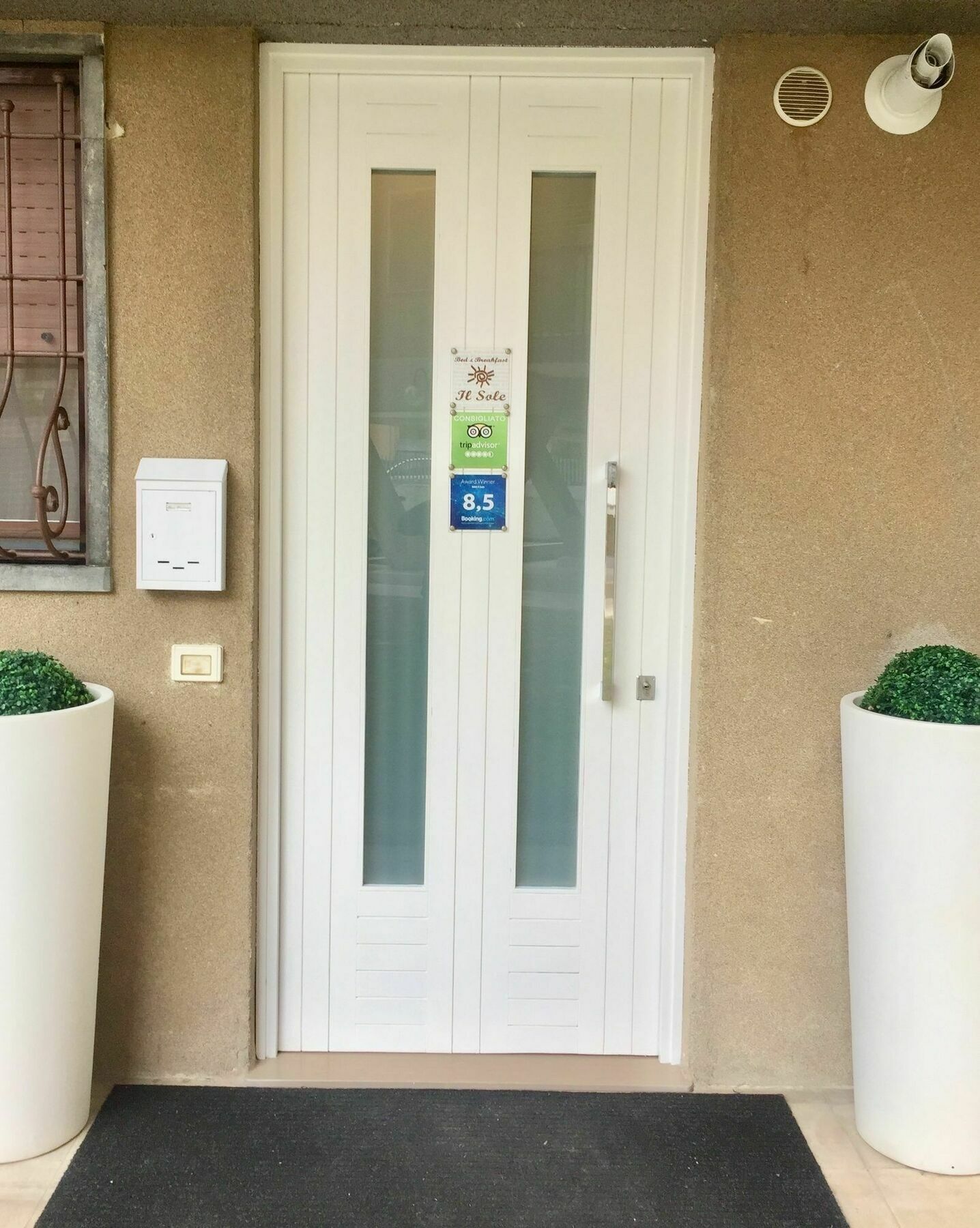 Il Sole Hotel ตรานิ ภายนอก รูปภาพ