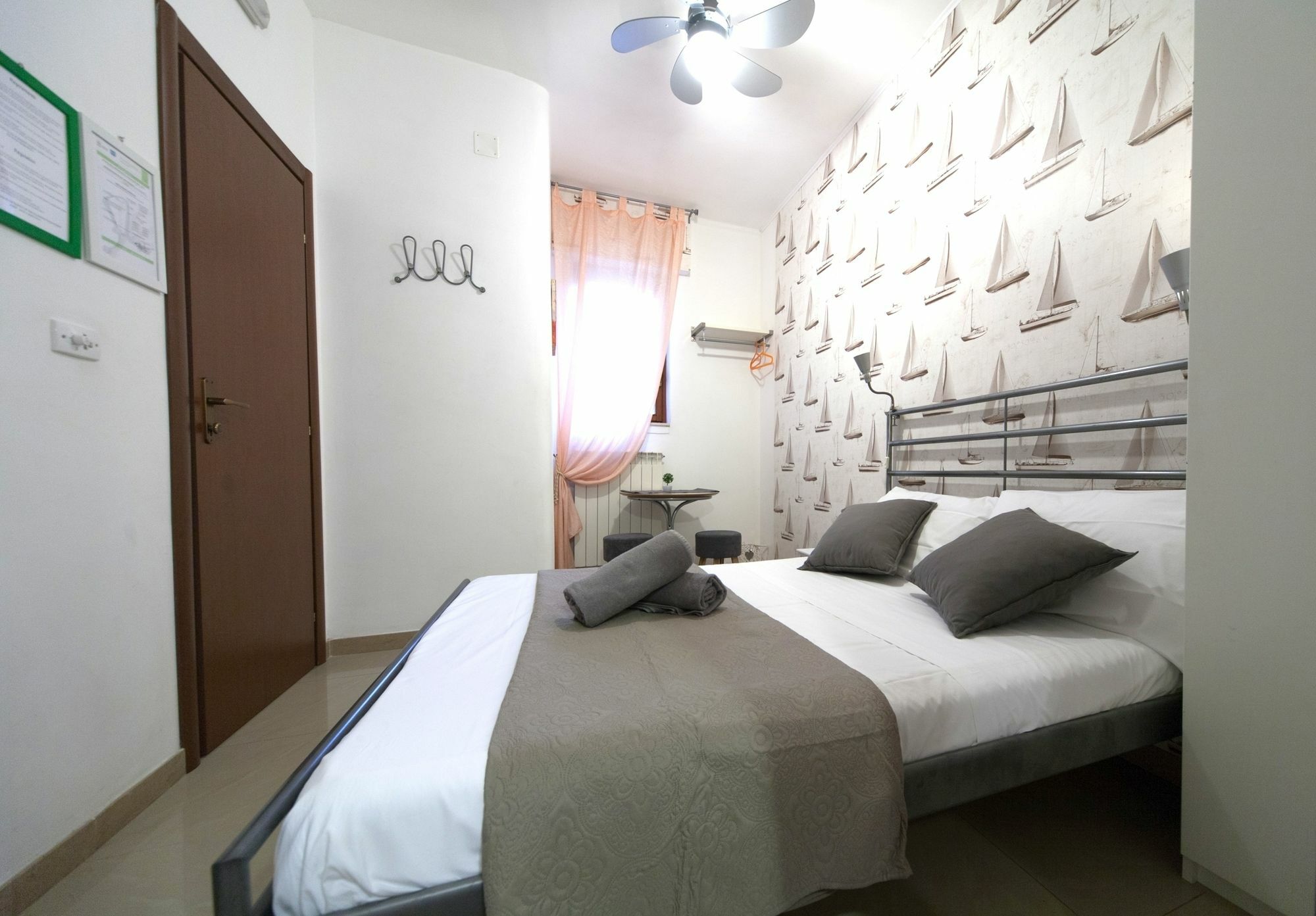 Il Sole Hotel ตรานิ ภายนอก รูปภาพ
